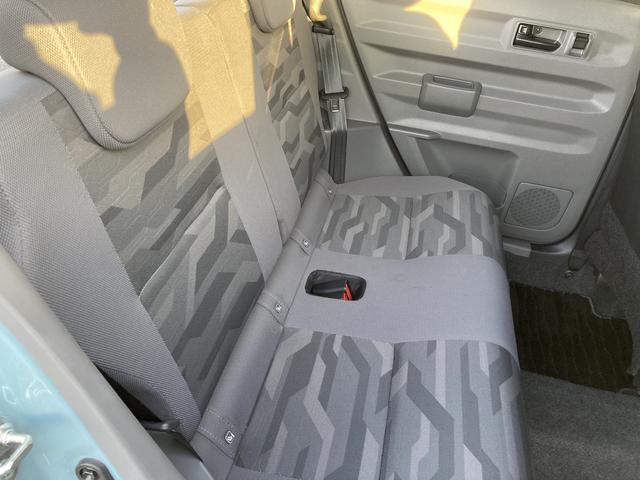 タフト Gターボ クロムベンチャー 15インチアルミホイール(シルバー塗装) オートレベリング機能付フルLEDヘッドランプ LEDフォグランプ 本革巻ステアリングホイール 本革巻インパネセンターシフト(14枚目)