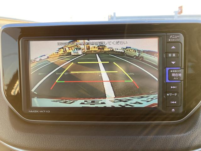 ムーヴ ＸリミテッドＩＩ　ＳＡＩＩＩ　ＬＥＤヘッドランプ　ブラックインテリアパック　１４インチアルミホイール　スーパーＵＶＩＲカットガラス　キーフリーシステム　オートエアコン（プッシュ式）（11枚目）