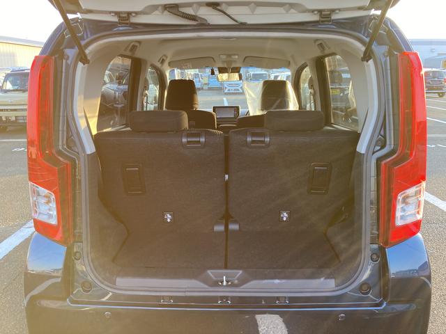 ムーヴ ＸリミテッドＩＩ　ＳＡＩＩＩ　ＬＥＤヘッドランプ　ブラックインテリアパック　１４インチアルミホイール　スーパーＵＶＩＲカットガラス　キーフリーシステム　オートエアコン（プッシュ式）（12枚目）