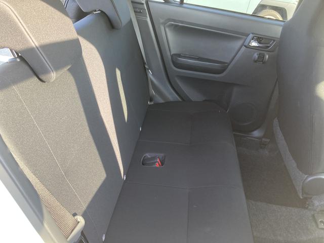 ミライース Ｘ　ＳＡＩＩＩ　１４インチフルホイールキャップ　ＬＥＤヘッドランプ　電動格納式（カラード）ドアミラー　自発光式デジタルメーターブルーイルミネーションメーター　マニュアルエアコン（ダイヤル式）　キーレスエントリー（14枚目）