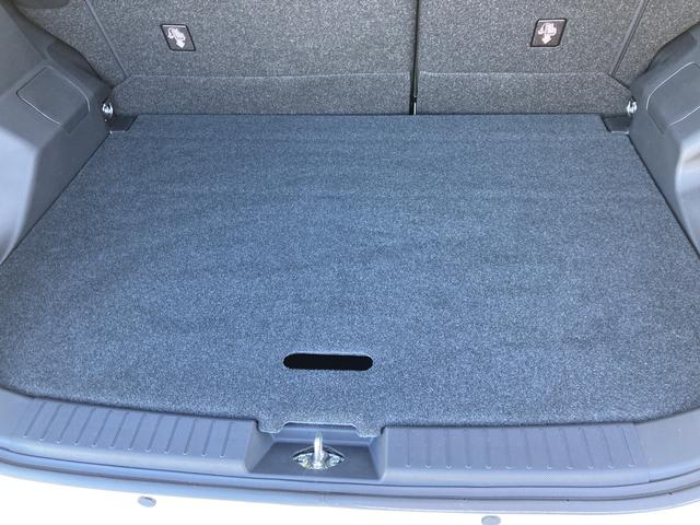 ロッキー プレミアムＧ　ＨＥＶ　１７インチアルミホイール　ＵＶＩＲカット遮音ガラス　フルＬＥＤヘッドランプ　キーフリーシステム　革巻きステアリングホイール　本革シフトノブ　アクティブマルチインフォメーションメーター（19枚目）