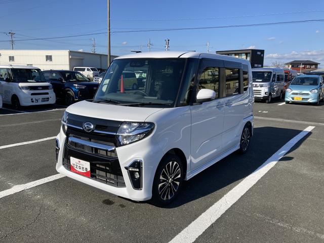 タント カスタムRSセレクション 15インチアルミホイール キーフリーシステム プッシュボタンスタート オートエアコン(プッシュ式) フルLEDヘッドランプ オート格納式カラードドアミラー 本革巻ステアリングホイール(6枚目)