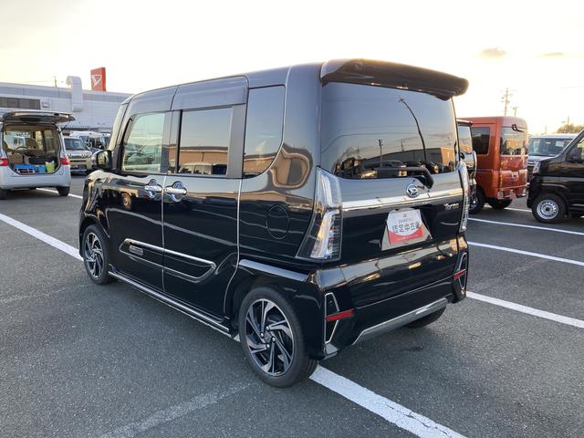 タント カスタムRSスタイルセレクション 15インチアルミホイール キーフリーシステム プッシュボタンスタート オートエアコン(プッシュ式) フルLEDヘッドランプ オート格納式カラードドアミラー 本革巻ステアリングホイール(8枚目)