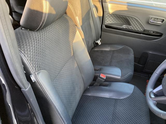 タント カスタムRSスタイルセレクション 15インチアルミホイール キーフリーシステム プッシュボタンスタート オートエアコン(プッシュ式) フルLEDヘッドランプ オート格納式カラードドアミラー 本革巻ステアリングホイール(13枚目)