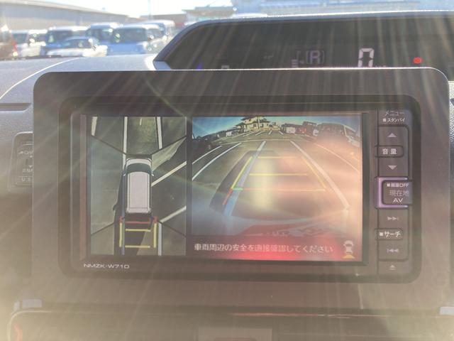 タント カスタムＸ　１４インチアルミホイール　大型エアロバンパー　フルＬＥＤヘッドランプ　オート格納式カラードドアミラー　両側パワースライドドア　キーフリーシステム　プッシュボタンスタート（11枚目）