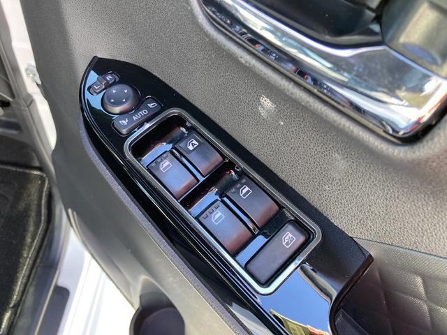 タント カスタムＸ　１４インチアルミホイール　大型エアロバンパー　フルＬＥＤヘッドランプ　オート格納式カラードドアミラー　両側パワースライドドア　キーフリーシステム　プッシュボタンスタート（18枚目）