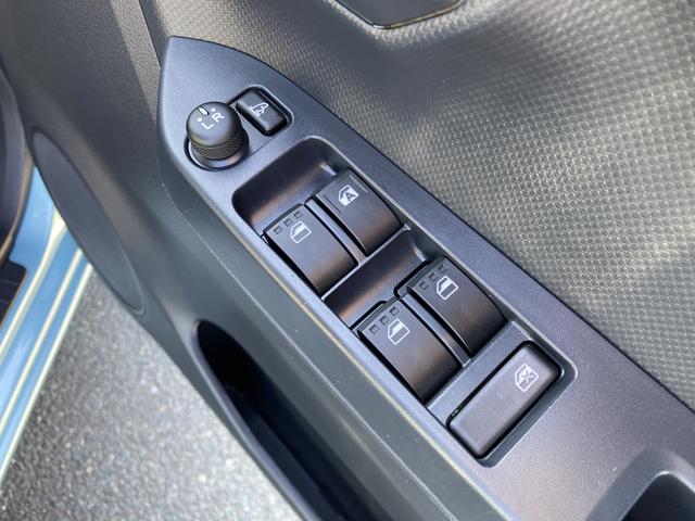 ミライース Ｘ　ＳＡＩＩＩ　１４インチフルホイールキャップ　ＬＥＤヘッドランプ　電動格納式（カラード）ドアミラー　自発光式デジタルメーターブルーイルミネーションメーター　マニュアルエアコン（ダイヤル式）　キーレスエントリー（18枚目）