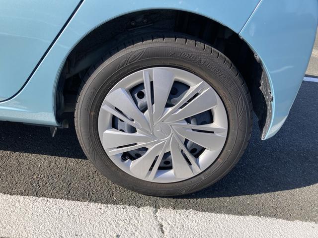 ミライース Ｘ　ＳＡＩＩＩ　１４インチフルホイールキャップ　ＬＥＤヘッドランプ　電動格納式（カラード）ドアミラー　自発光式デジタルメーターブルーイルミネーションメーター　マニュアルエアコン（ダイヤル式）　キーレスエントリー（20枚目）