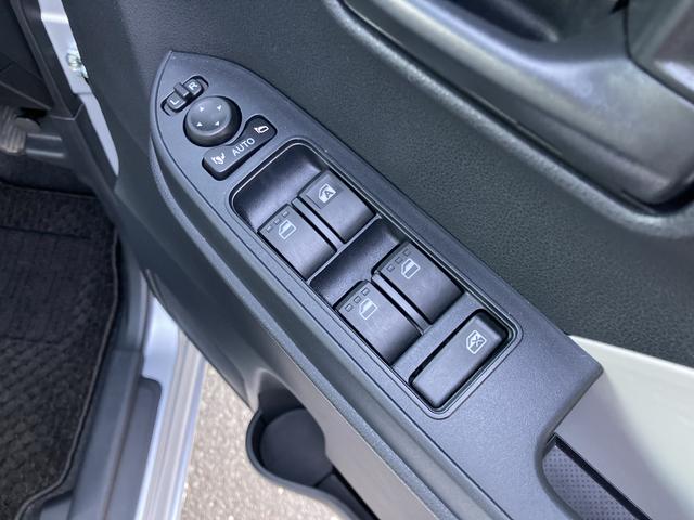 タント Ｘ　１４インチフルホイールキャップ　フルＬＥＤヘッドランプ　オート格納式カラードドアミラー　左側パワースライドドア　ＴＦＴカラーマルチインフォメーションディスプレイ　フルファブリックシート（18枚目）