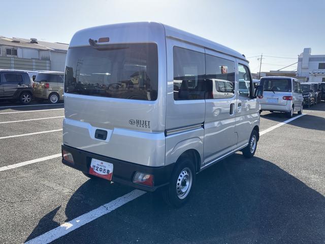 ハイゼットカーゴ ＤＸ　ＣＶＴ　撥水フルファブリックシート表皮　オーバーヘッドシェルフ　アッパートレイ　キーレスエントリー　ユースフルナット（３１ヶ所）（8枚目）