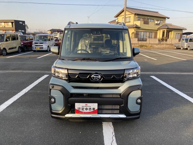 タント ファンクロス　１４インチアルミホイール　大型エアロバンパー　フルＬＥＤヘッドランプ　オート格納式カラードドアミラー　両側パワースライドドア　キーフリーシステム　プッシュボタンスタート（2枚目）