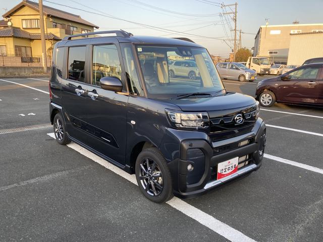 タント ファンクロス　１４インチアルミホイール　大型エアロバンパー　フルＬＥＤヘッドランプ　オート格納式カラードドアミラー　両側パワースライドドア　キーフリーシステム　プッシュボタンスタート（7枚目）