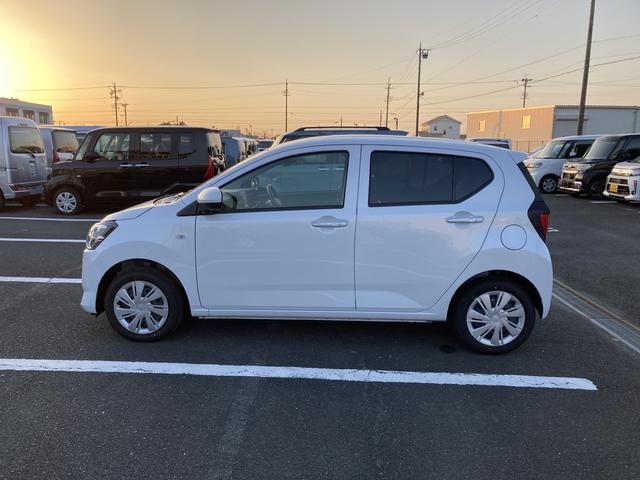 ミライース X SAIII 14インチフルホイールキャップ LEDヘッドランプ 電動格納式(カラード)ドアミラー 自発光式デジタルメーターブルーイルミネーションメーター マニュアルエアコン(ダイヤル式) キーレスエントリー(4枚目)