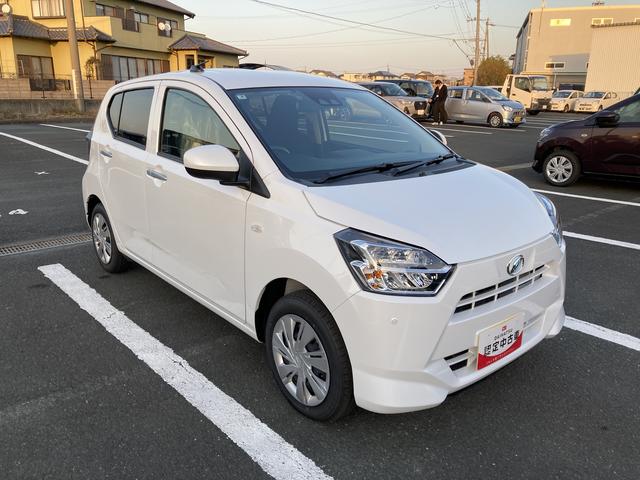 ミライース X SAIII 14インチフルホイールキャップ LEDヘッドランプ 電動格納式(カラード)ドアミラー 自発光式デジタルメーターブルーイルミネーションメーター マニュアルエアコン(ダイヤル式) キーレスエントリー(7枚目)