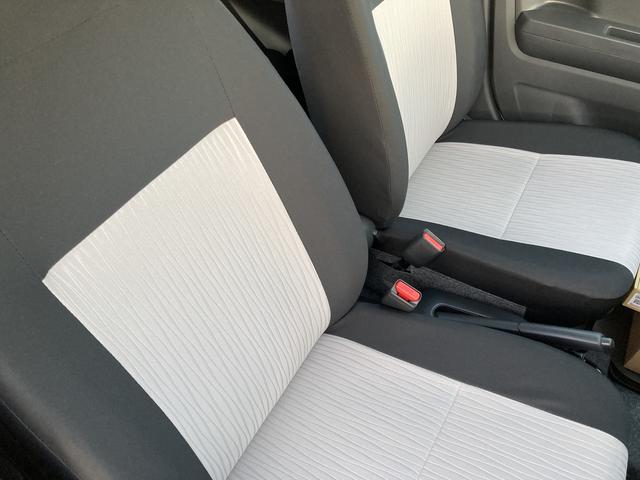 ミライース X SAIII 14インチフルホイールキャップ LEDヘッドランプ 電動格納式(カラード)ドアミラー 自発光式デジタルメーターブルーイルミネーションメーター マニュアルエアコン(ダイヤル式) キーレスエントリー(13枚目)