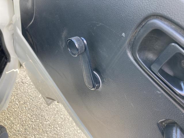 ハイゼットトラック スタンダード 2WD MT UVカットガラス(フロントウィンドウ) マニュアルエアコン クリーンエアフィルター 電動式パワーステアリング(17枚目)