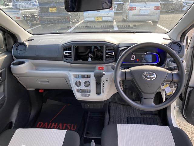 ミライース Ｘ　ＳＡＩＩＩ　１４インチフルホイールキャップ　ＬＥＤヘッドランプ　電動格納式（カラード）ドアミラー　自発光式デジタルメーターブルーイルミネーションメーター　マニュアルエアコン（ダイヤル式）　キーレスエントリー（15枚目）