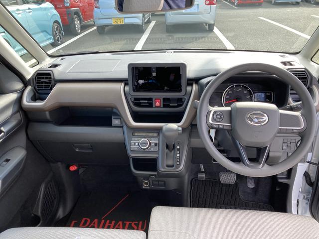 ムーヴ Ｘ　キーフリーシステム　プッシュボタンスタート　ＬＥＤヘッドライト　１４インチフルホイールキャップ　マルチインフォメーションディスプレイ　左側パワースライドドア（15枚目）