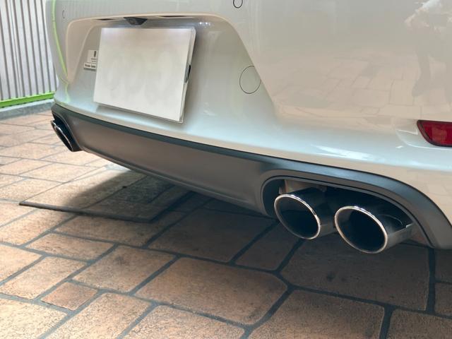 ９１１ ９１１カレラ４　カブリオレ　スポーツクロノパッケージ　パークアシスト（フロント＆リア）バックカメラ　ナビ　フロアマット　ＬＥＤドライビング・ライト　赤レザーシート（16枚目）