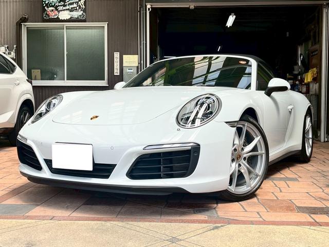 ９１１ ９１１カレラ４　カブリオレ　スポーツクロノパッケージ　パークアシスト（フロント＆リア）バックカメラ　ナビ　フロアマット　ＬＥＤドライビング・ライト　赤レザーシート（33枚目）