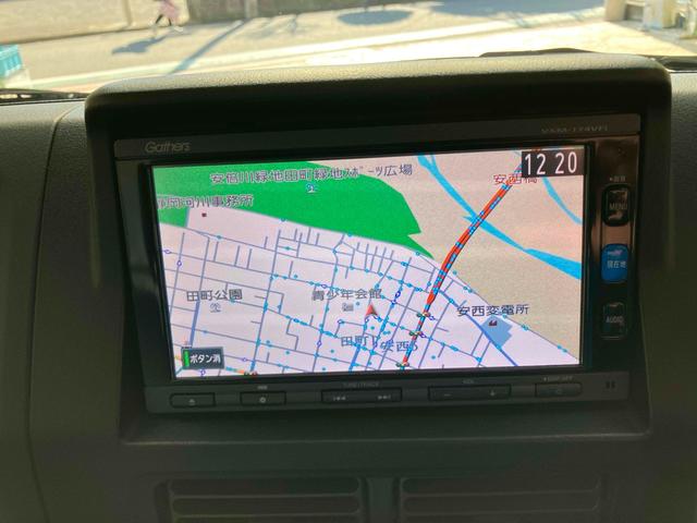 アクティトラック 　ＭＴ　マニュアル　ドライブレコーダー　ＥＴＣ　ベーシックインターナビ　ライセンスフレーム　ライセンスフレームリア・メッキタイプ　フットライト　クッションシートカバー　荷台保護パネル　リアシェード（3枚目）