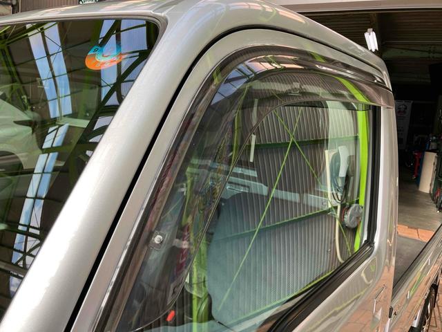 アクティトラック 　ＭＴ　マニュアル　ドライブレコーダー　ＥＴＣ　ベーシックインターナビ　ライセンスフレーム　ライセンスフレームリア・メッキタイプ　フットライト　クッションシートカバー　荷台保護パネル　リアシェード（55枚目）