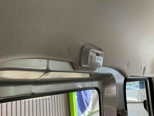 エブリイ ＰＡリミテッド　ＣＶＴ　衝突被害軽減システム　クリアランスソナー　レーンアシスト　両側スライドドア　キーレスエントリー　アイドリングストップ　オートライト　盗難防止システム　ＡＢＳ　ＥＳＣ　エアコン（51枚目）