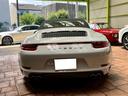 ９１１カレラ４　カブリオレ　スポーツクロノパッケージ　パークアシスト（フロント＆リア）バックカメラ　ナビ　フロアマット　ＬＥＤドライビング・ライト　赤レザーシート（53枚目）