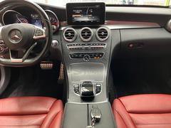 運転者にとっては日々使用することとなる運転席です。運転席からの視界は、店頭にてお客様ご自身の目でお確かめください！ 3