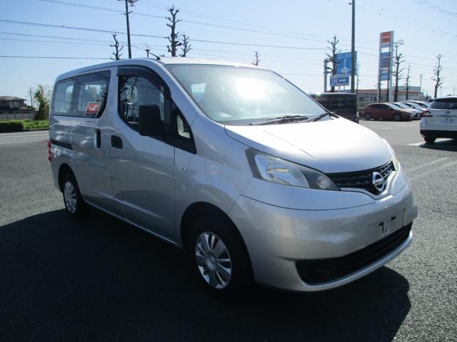 ＮＶ２００バネットバン ＶＸ　５ドア　４ＡＴ　２ＷＤ　Ｗエアバック　ＡＢＳ　キーレス　ラジオデッキ　エアコン　パワステ　パワーウインドウ　ＥＴＣ（3枚目）