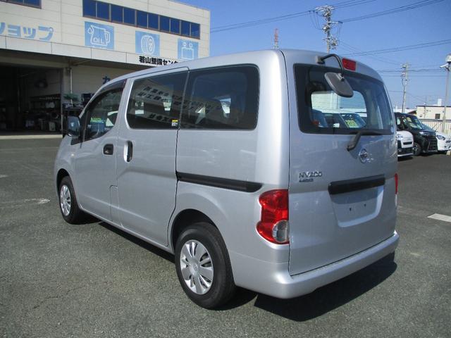 ＮＶ２００バネットバン ＶＸ　５ドア　４ＡＴ　２ＷＤ　Ｗエアバック　ＡＢＳ　キーレス　ラジオデッキ　エアコン　パワステ　パワーウインドウ　ＥＴＣ（7枚目）