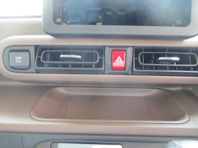 ムーヴキャンバス セオリーＧ　５ドア　ＣＶＴ　プッシュスタート　両側パワースライドドア　ＬＥＤヘッドランプ・フォグランプ　スマアシ　ＳＲＳエアバック　置きラクボックス　リアカメラ　コーナーセンサー（32枚目）