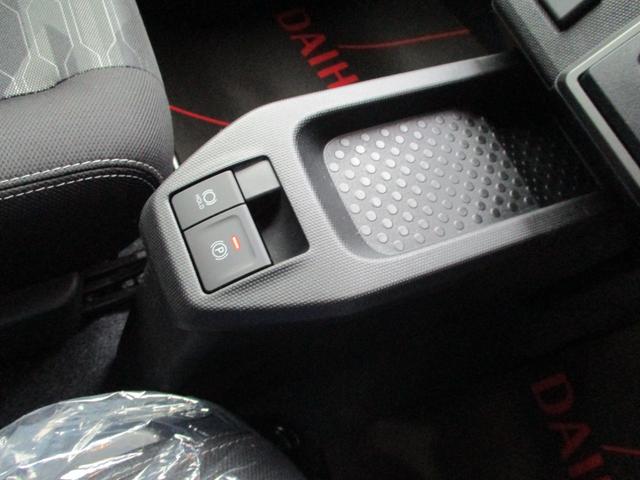 タフト Ｇ　クロムベンチャー　５ドア　ＣＶＴ　プッシュスタート　スマアシ　ＬＥＤヘッドランプ・フォグランプ　ＳＲＳエアバック　リアカメラ　電動パーキングブレーキ　スカイフィィールトップ　シートヒーター（29枚目）