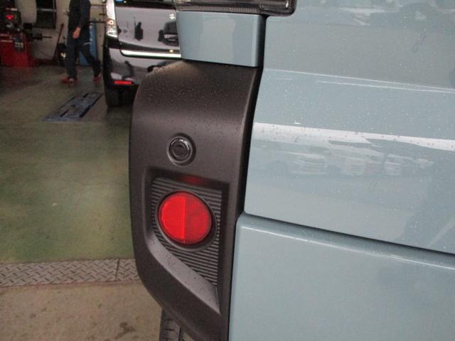 タフト Ｇ　クロムベンチャー　５ドア　ＣＶＴ　プッシュスタート　スマアシ　ＬＥＤヘッドランプ・フォグランプ　ＳＲＳエアバック　リアカメラ　電動パーキングブレーキ　スカイフィィールトップ　シートヒーター（41枚目）