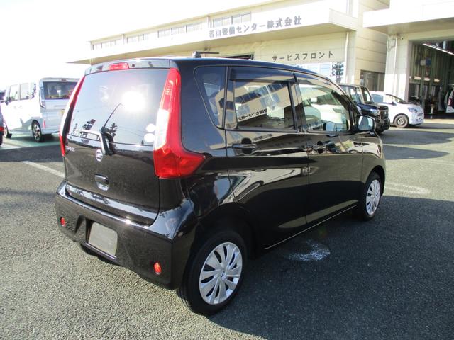 デイズ Ｊ　５ドア　ＣＶＴ　キーレス　ＡＢＳ　Ｗエアバック　ＳＤナビ　ＥＴＣ　ドラレコ（5枚目）