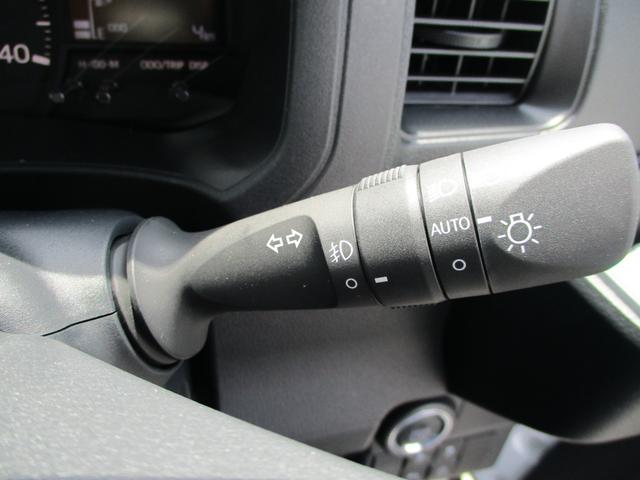 ハイゼットカーゴ クルーズターボ　５ドア　ＣＶＴ　ターボ　２ＷＤ　プッシュスタート　ＬＥＤヘッドランプ・フォグランプ　ＡＢＳ　Ｗエアバック　スマアシ　コーナーセンサー前後　両側スライドドア　９インチスマホ連携ディスプレイオーディオ（27枚目）