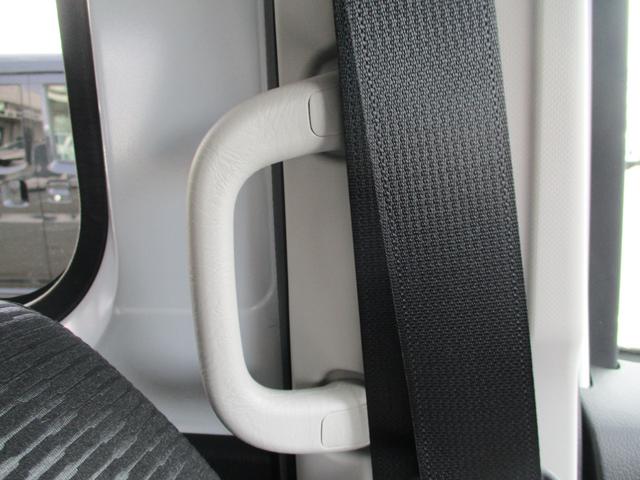 ハイゼットカーゴ クルーズターボ　５ドア　ＣＶＴ　ターボ　２ＷＤ　プッシュスタート　ＬＥＤヘッドランプ・フォグランプ　ＡＢＳ　Ｗエアバック　スマアシ　コーナーセンサー前後　両側スライドドア　９インチスマホ連携ディスプレイオーディオ（38枚目）