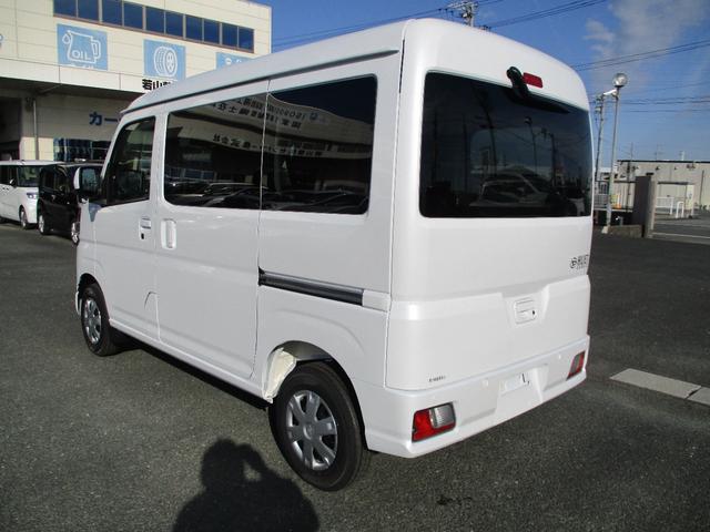 ハイゼットカーゴ クルーズ　５ドア　ＣＶＴ　２ＷＤ　プッシュスタート　ＬＥＤヘッドランプ・フォグランプ　スマアシ　コーナーセンサー前後　スライドドアイージークローザー　カラーパック　オーディオレス（7枚目）