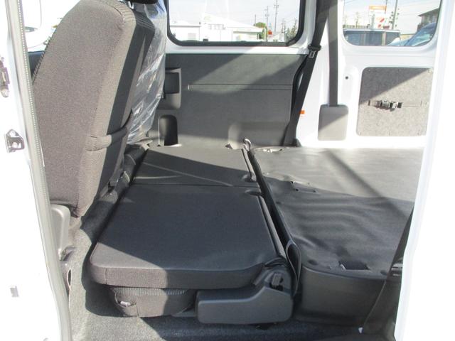 ハイゼットカーゴ クルーズ　５ドア　ＣＶＴ　２ＷＤ　プッシュスタート　ＬＥＤヘッドランプ・フォグランプ　スマアシ　コーナーセンサー前後　スライドドアイージークローザー　カラーパック　オーディオレス（14枚目）
