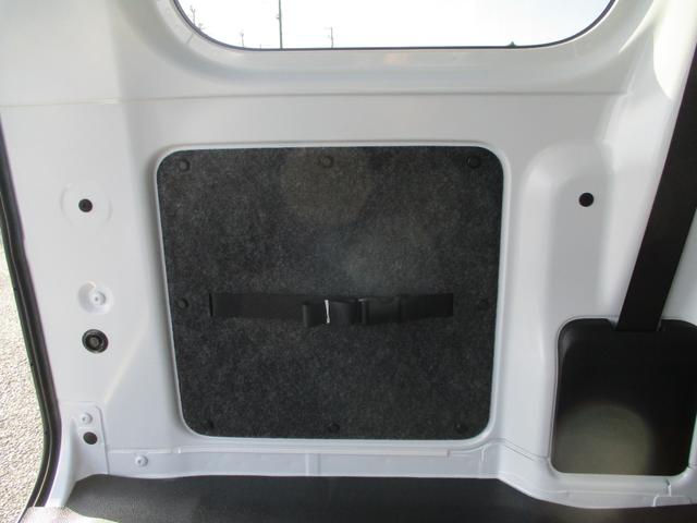 ハイゼットカーゴ クルーズ　５ドア　ＣＶＴ　２ＷＤ　プッシュスタート　ＬＥＤヘッドランプ・フォグランプ　スマアシ　コーナーセンサー前後　スライドドアイージークローザー　カラーパック　オーディオレス（22枚目）