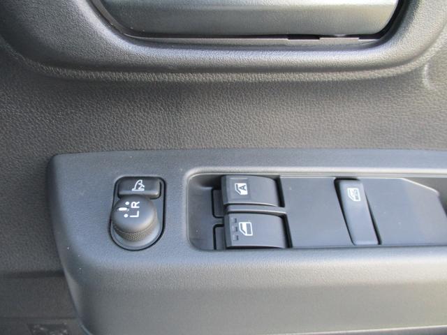 ハイゼットカーゴ クルーズ　５ドア　ＣＶＴ　２ＷＤ　プッシュスタート　ＬＥＤヘッドランプ・フォグランプ　スマアシ　コーナーセンサー前後　スライドドアイージークローザー　カラーパック　オーディオレス（29枚目）