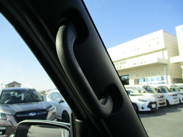 ハイゼットカーゴ クルーズ　５ドア　ＣＶＴ　２ＷＤ　プッシュスタート　ＬＥＤヘッドランプ・フォグランプ　スマアシ　コーナーセンサー前後　スライドドアイージークローザー　カラーパック　オーディオレス（38枚目）