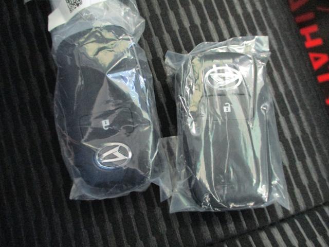 ハイゼットカーゴ クルーズ　５ドア　ＣＶＴ　２ＷＤ　プッシュスタート　ＬＥＤヘッドランプ・フォグランプ　スマアシ　コーナーセンサー前後　スライドドアイージークローザー　カラーパック　オーディオレス（48枚目）