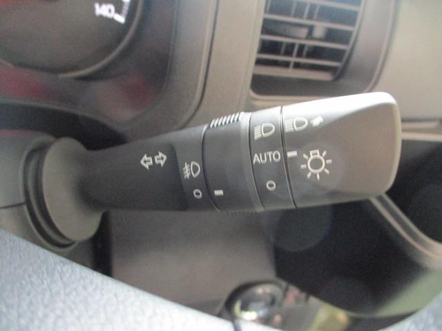 アトレー ＲＳ　５ドア　ＣＶＴ　ターボ　スマアシ　プッシュスタート　両側パワースライドドア　ＬＥＤヘッドランプ・フォグランプ　コーナーセンサー前後　９インチスマホ連携ディスプレイオーディオ　リアカメラ（27枚目）