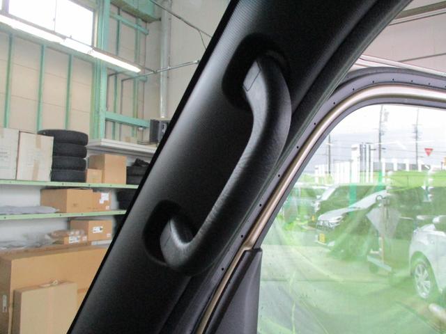 アトレー ＲＳ　５ドア　ＣＶＴ　ターボ　スマアシ　プッシュスタート　両側パワースライドドア　ＬＥＤヘッドランプ・フォグランプ　コーナーセンサー前後　９インチスマホ連携ディスプレイオーディオ　リアカメラ（35枚目）