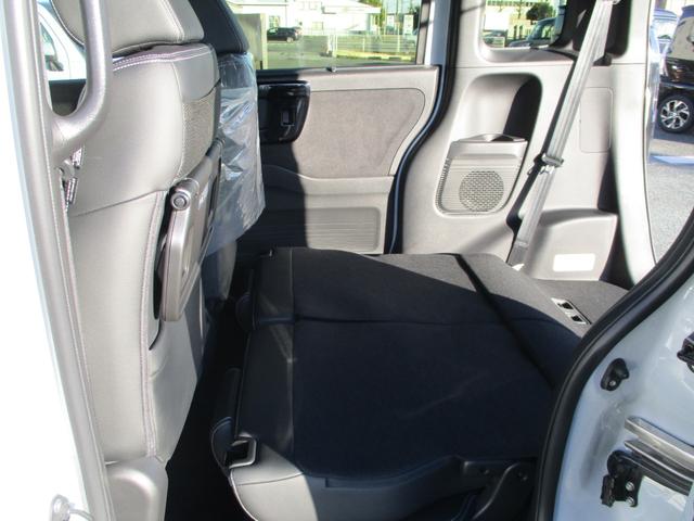 N-BOXカスタム Lターボ 5ドア CVT ターボ プッシュスタート 両側パワースライドドア ホンダセンシング LEDヘッド・フォグランプ 8インチナビ ETC2.0 ドラレコ前後 コーナーセンサー(18枚目)