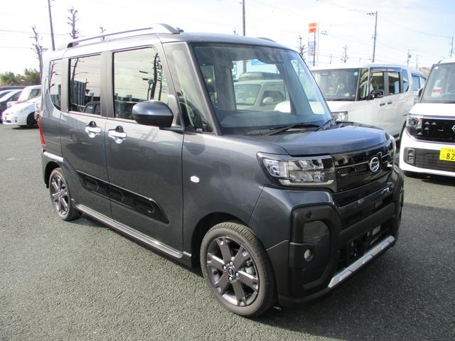 タント ファンクロスターボリミテッド　５ドア　ＣＶＴ　プッシュスタート　両側パワースライドドア　ＬＥＤヘッドランプ・フォグランプ　スマアシ　ＳＲＳエアバック　コーナーセンサー　９インチスマホ連携ディスプレイオーディオ　リアカメラ　ＥＴＣ（3枚目）