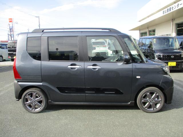 タント ファンクロスターボリミテッド　５ドア　ＣＶＴ　プッシュスタート　両側パワースライドドア　ＬＥＤヘッドランプ・フォグランプ　スマアシ　ＳＲＳエアバック　コーナーセンサー　９インチスマホ連携ディスプレイオーディオ　リアカメラ　ＥＴＣ（4枚目）