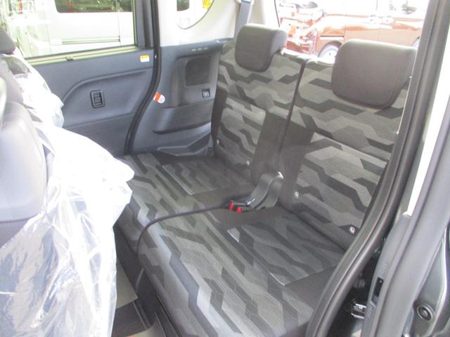 タント ファンクロスターボリミテッド　５ドア　ＣＶＴ　プッシュスタート　両側パワースライドドア　ＬＥＤヘッドランプ・フォグランプ　スマアシ　ＳＲＳエアバック　コーナーセンサー　９インチスマホ連携ディスプレイオーディオ　リアカメラ　ＥＴＣ（20枚目）