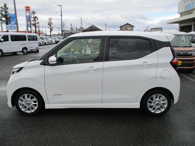 デイズ ハイウェイスター　Ｘ　５ドア　ＣＶＴ　プッシュスタート　ＬＥＤヘッドランプ・フォグランプ　ＡＢＳ　Ｗエアバック　衝突被害軽減装置　前後コーナーセンサー　ルームミラー内バックカメラ（8枚目）